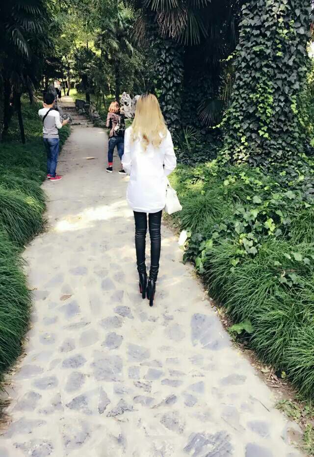 曾经我和一段最刻骨铭心的爱情擦肩而过