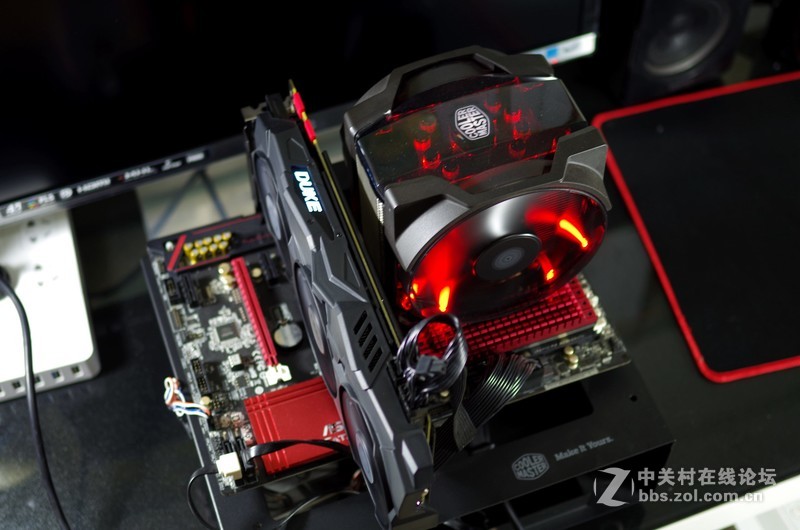 618年中剁手，4k显示器、电脑桌、GTX1070开箱、上机