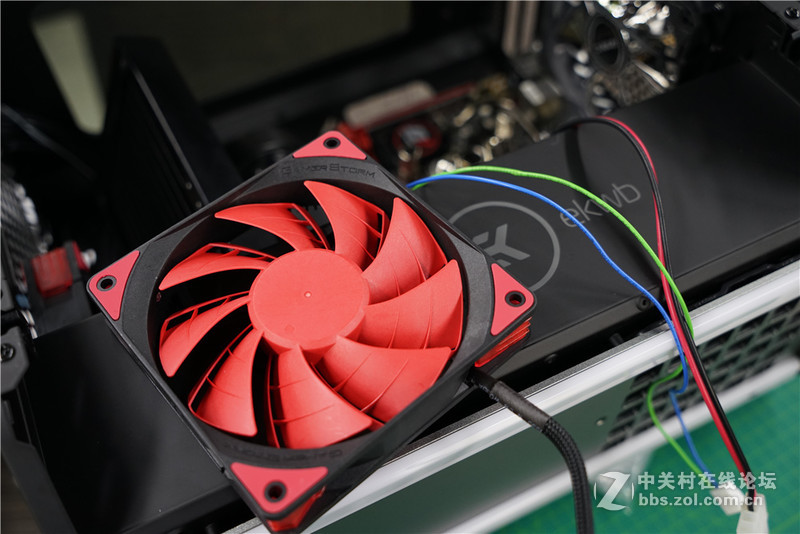 「Z玩主」从零开始的分体水冷主机装机作业 第二周进度