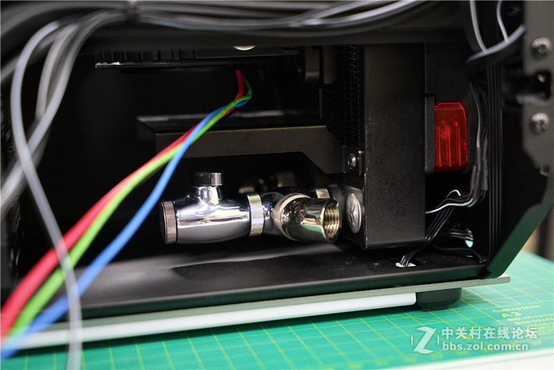 「Z玩主」从零开始的分体水冷主机装机作业 第二周进度