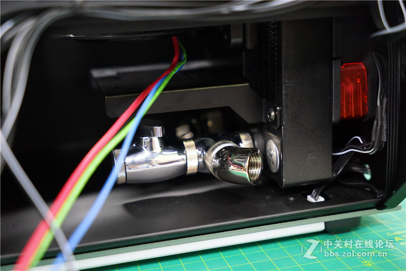 「Z玩主」从零开始的分体水冷主机装机作业 第二周进度