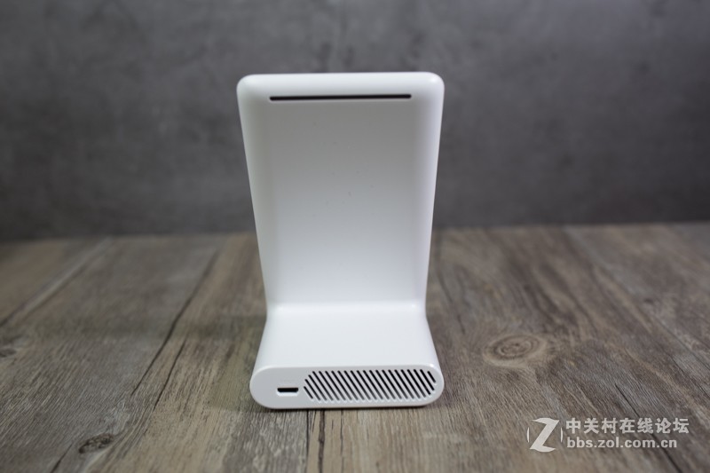 充满iPhone XS Max只需2.5小时！PowerWave 7.5 Stand 三模无线快充底座体验