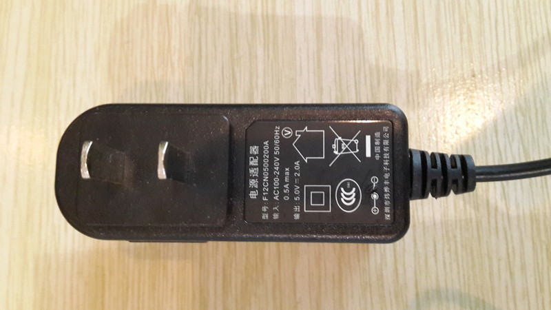 影驰芒果盒子晒单，使用很不错，做工也很好！