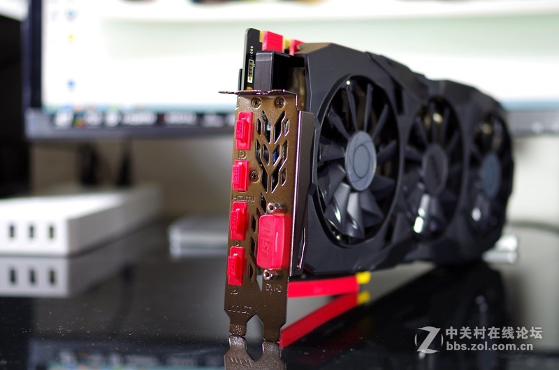 618年中剁手，4k显示器、电脑桌、GTX1070开箱、上机