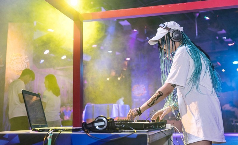 芯无界，驰以恒，2018影驰&英特尔新品发布会精彩连连!