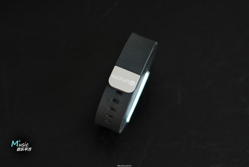【vivo众测第五期】时尚酷黑格调 iwown埃微蛋卷手环i6Pro开箱