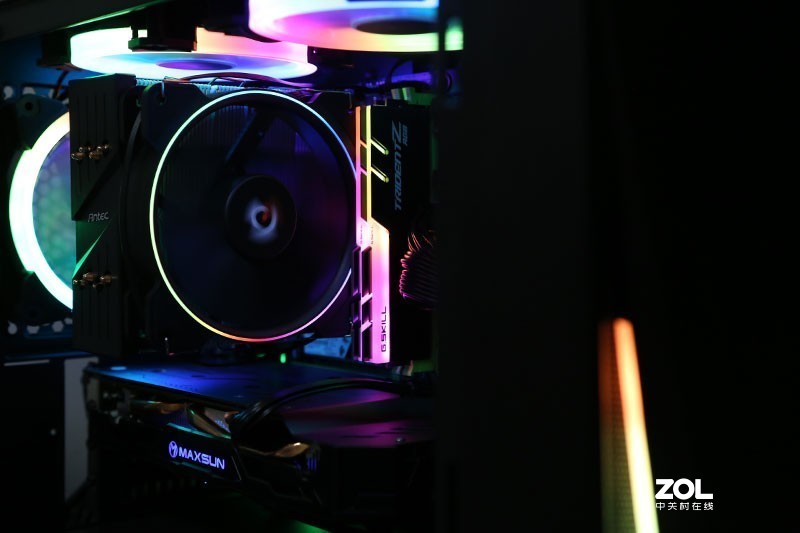 自带品质认证的稳定、高效电源：爱国者ES 650上机体验