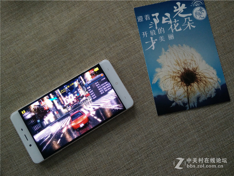 设计与工艺的“玩美”邂逅—— 一加X「图赏」