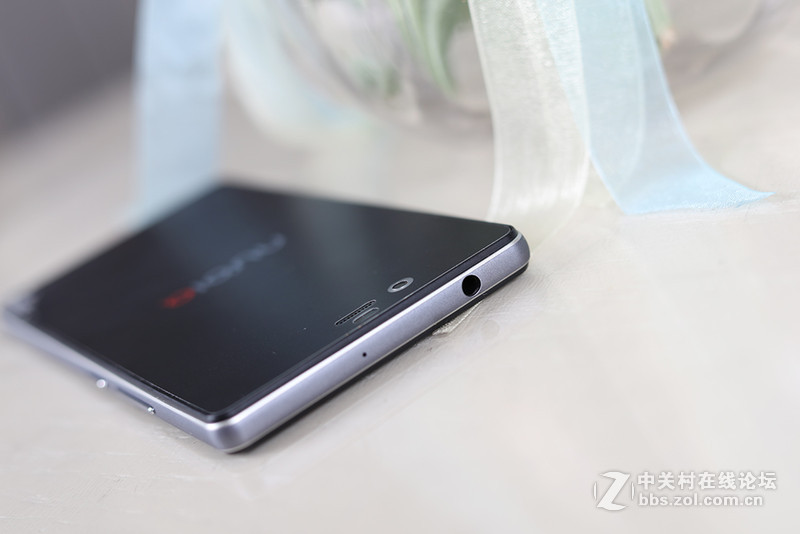 【sanghua拆机】1500到底值不值？ 努比亚Z9mini精英版拆机！