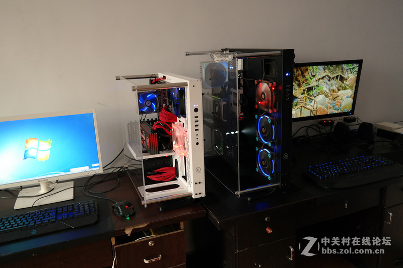 一大一小 一黑一白！Tt Core P3开放式机箱评测