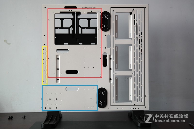 一大一小 一黑一白！Tt Core P3开放式机箱评测