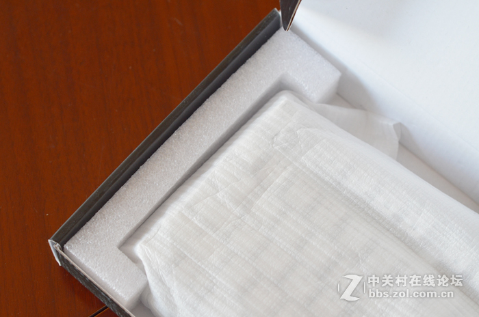 以游戏为名、有态度的键盘——品宜博K727游戏机械键盘青轴