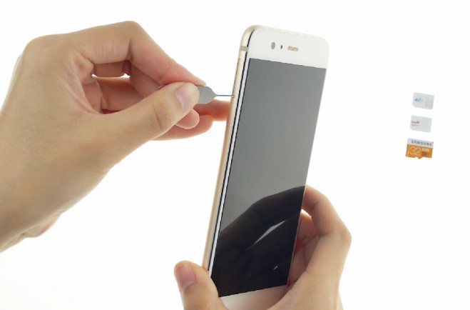 看一眼就会的手机插卡指导