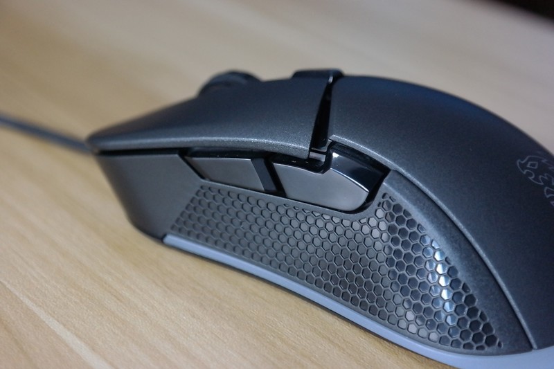 轻量游戏鼠标上手容易！Tt IRIS RGB电竞鼠标开箱评测