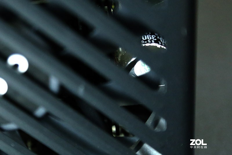 自带品质认证的稳定、高效电源：爱国者ES 650上机体验