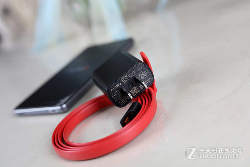 【sanghua拆机】1500到底值不值？ 努比亚Z9mini精英版拆机！