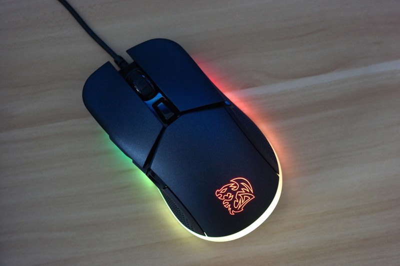 轻量游戏鼠标上手容易！Tt IRIS RGB电竞鼠标开箱评测