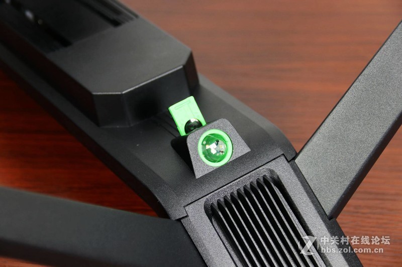 来自极速与色彩的馈赠，蚂蚁电竞显示器评测