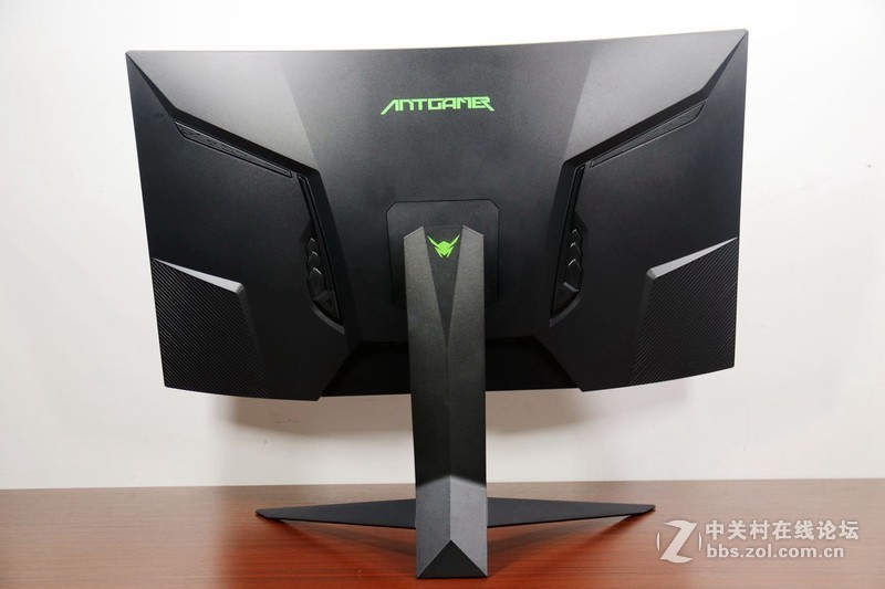 来自极速与色彩的馈赠，蚂蚁电竞显示器评测