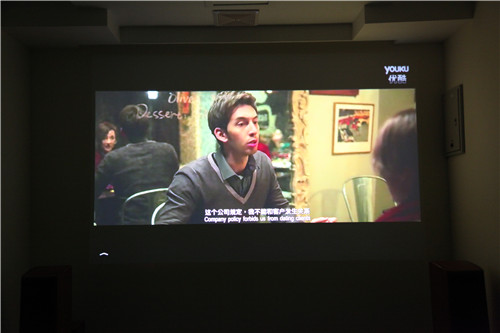 航嘉排插护航我的微秀家庭影院