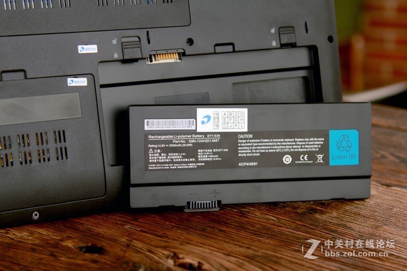 ＃迅捷高效，至轻随行＃挑战Thinkpad、苹果本，清华同方锋锐X30-M能成功么？