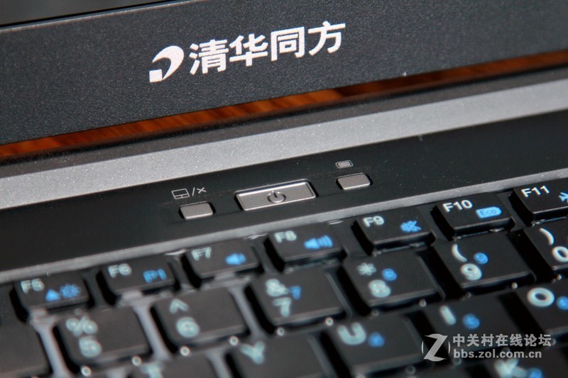 ＃迅捷高效，至轻随行＃挑战Thinkpad、苹果本，清华同方锋锐X30-M能成功么？