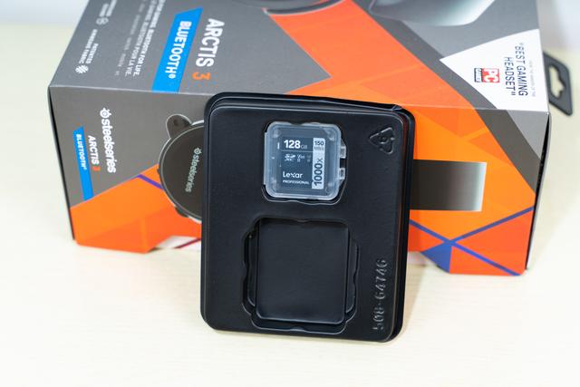 UHS-Ⅱ极速体验——雷克沙 1000X开箱