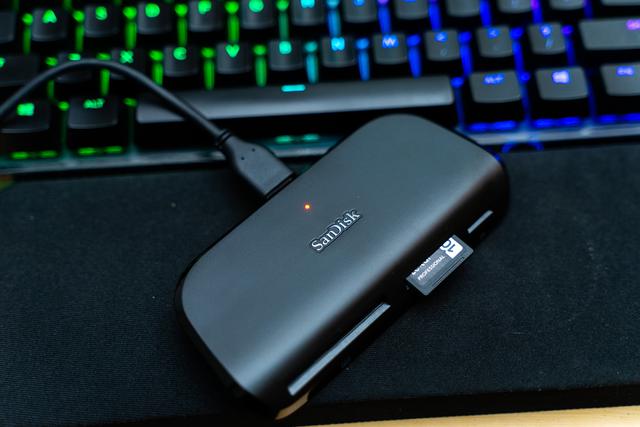 UHS-Ⅱ极速体验——雷克沙 1000X开箱