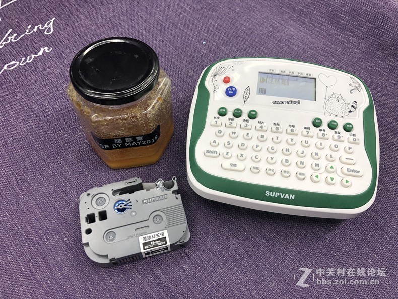 打印姓名标签用小绿家用标签机感觉很省心