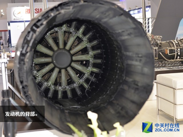 航空展探秘：飞机的涡轮发动机长啥样？
