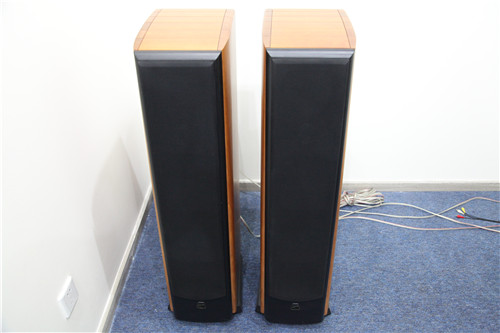 航嘉排插护航我的微秀家庭影院