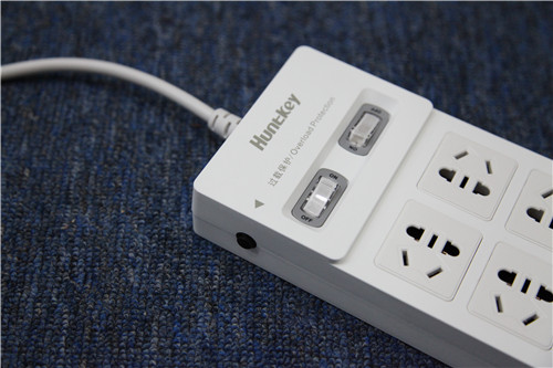 航嘉排插护航我的微秀家庭影院