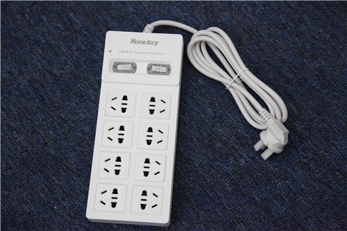 航嘉排插护航我的微秀家庭影院