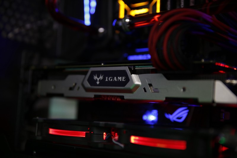 #iGame1080 烈焰战神X-8GD5X Top AD#打造玩家·定制水冷主机