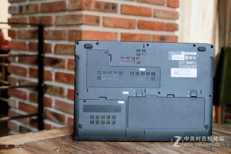 ＃迅捷高效，至轻随行＃挑战Thinkpad、苹果本，清华同方锋锐X30-M能成功么？