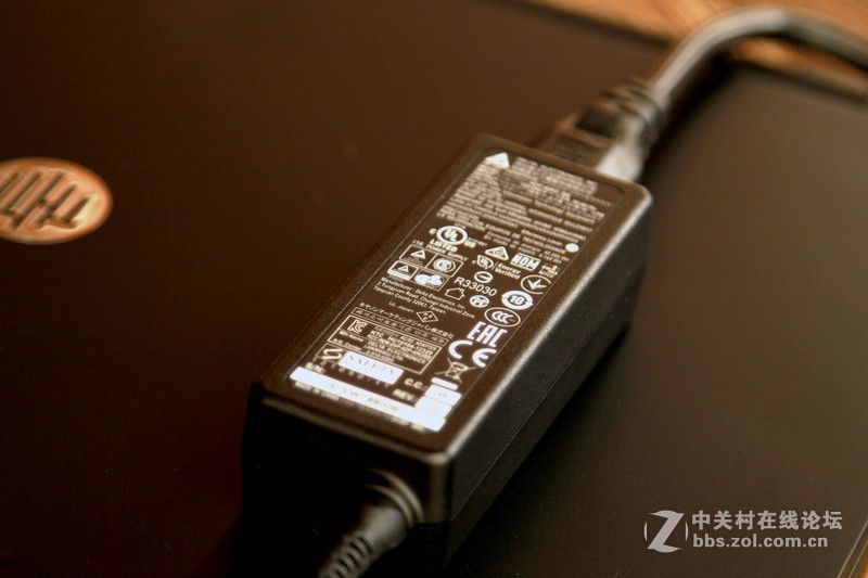 ＃迅捷高效，至轻随行＃挑战Thinkpad、苹果本，清华同方锋锐X30-M能成功么？