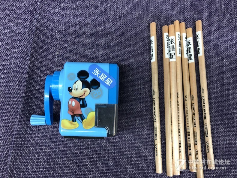 打印姓名标签用小绿家用标签机感觉很省心