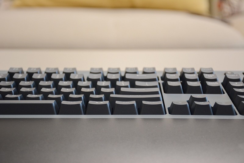 三模机械键盘Tt飞行家G821键盘，不仅电脑能用，手机平板也能用