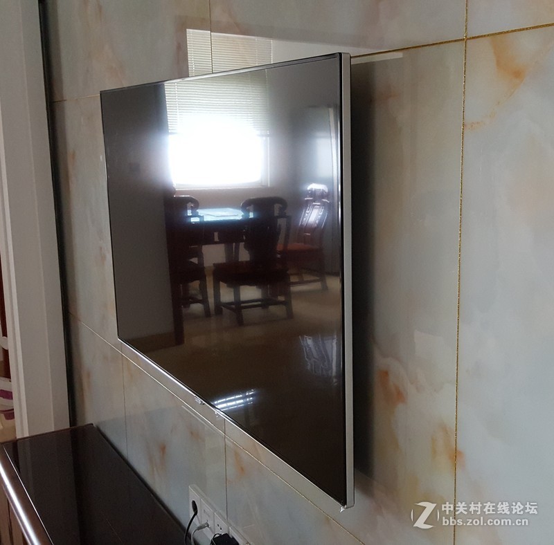 电视柜子或者壁挂？怎么选择？？