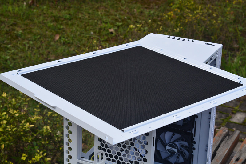 结构升级，先马黑洞3静音机箱开箱体验