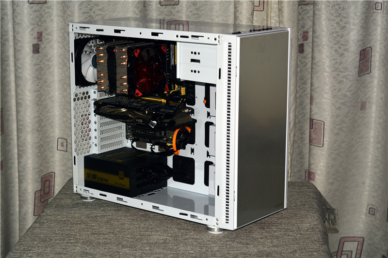 结构升级，先马黑洞3静音机箱开箱体验