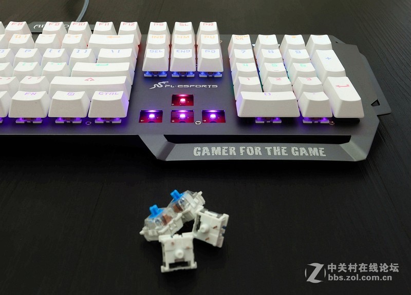 小拳拳捶你胸口，你敢答应吗？