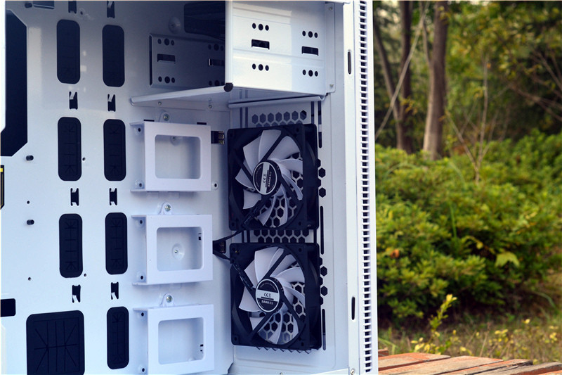 结构升级，先马黑洞3静音机箱开箱体验