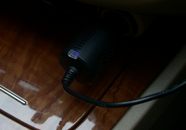 快译通 Abee M6 1080P超广角 高清行车记录仪 峨眉路测