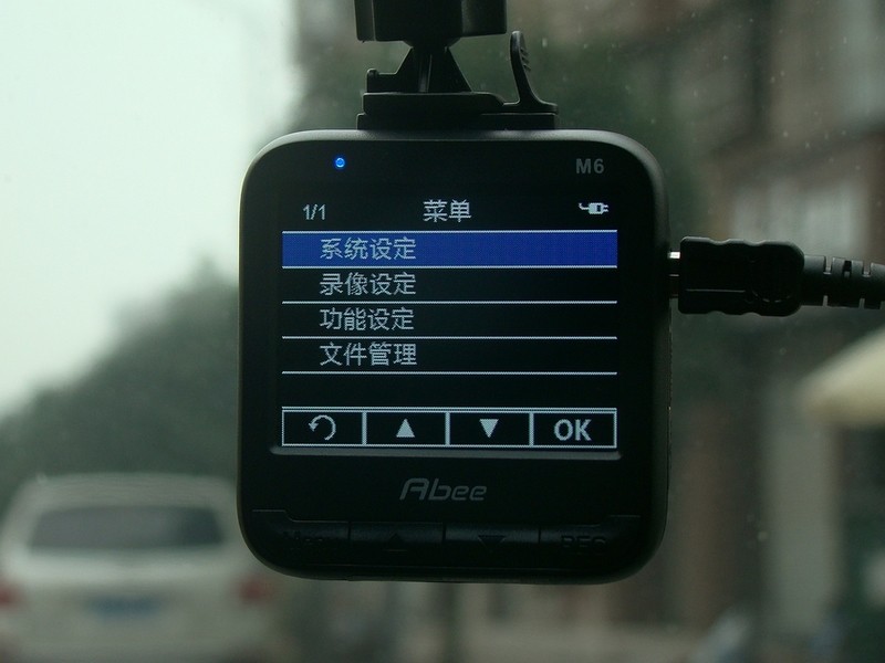快译通 Abee M6 1080P超广角 高清行车记录仪 峨眉路测
