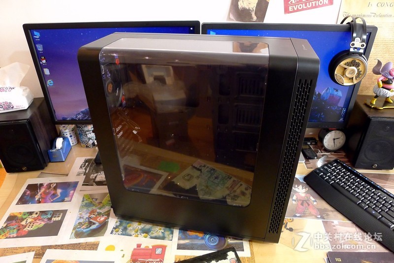 最漂亮的缺口，Tt红色警戒机箱