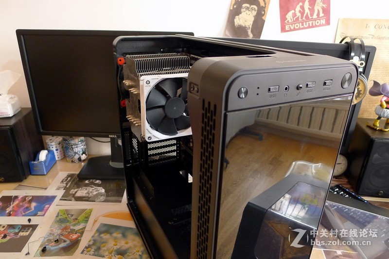 最漂亮的缺口，Tt红色警戒机箱