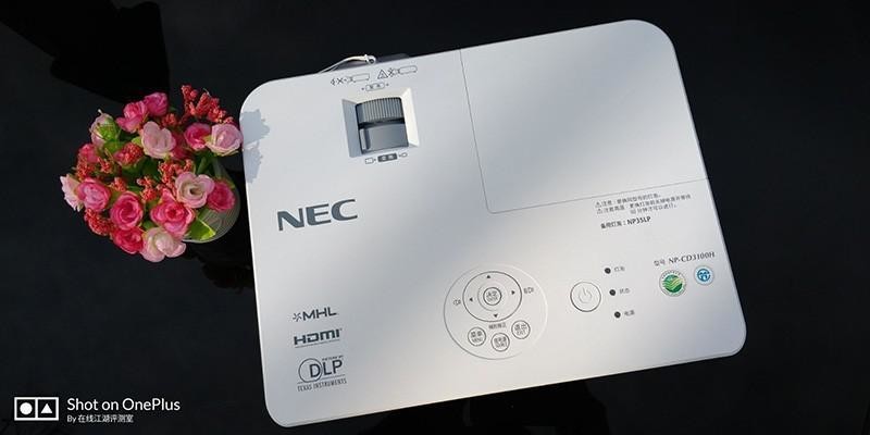 高清家用投影机——NEC NP-CD3100H家用投影机（视频）