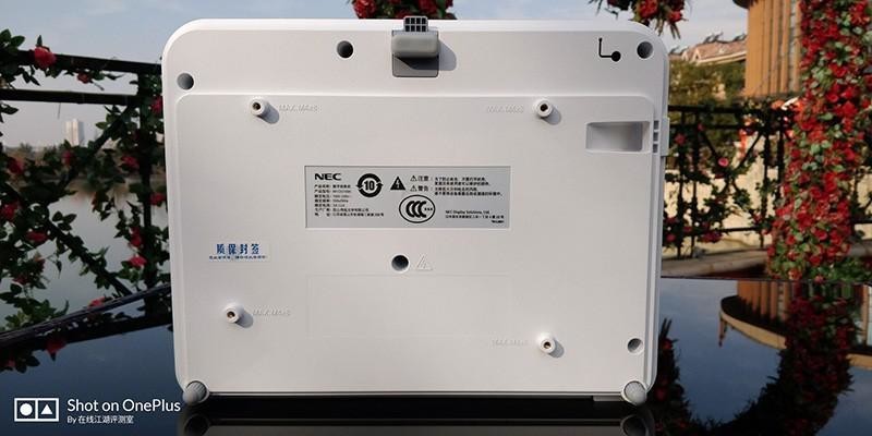 高清家用投影机——NEC NP-CD3100H家用投影机（视频）