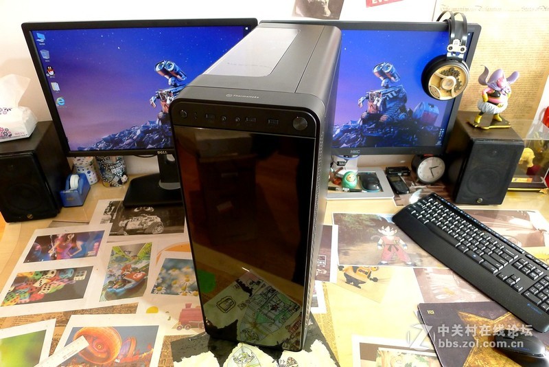 最漂亮的缺口，Tt红色警戒机箱